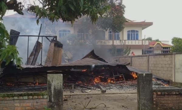 5 Ruko Kayu di Lingga Ludes Dilalap Si Jago Merah