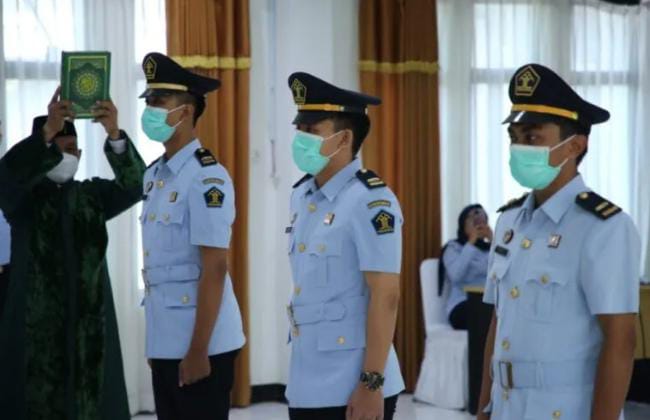 Lantik 3 Pejabatnya, Kanwil Kemenkumham Kepri Berpesan Banyak Bersyukur