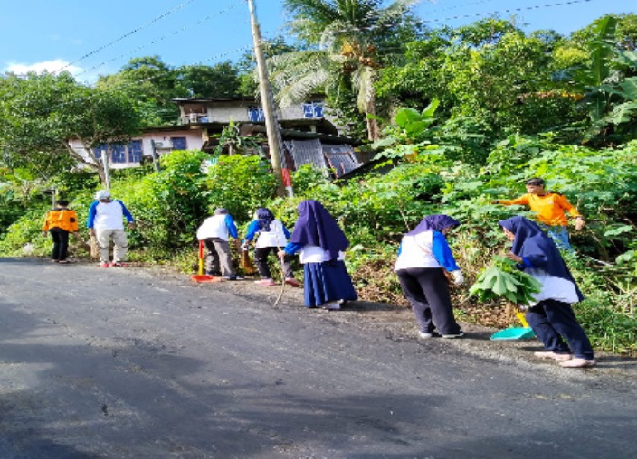 Saber Kelurahan Terempa Gelar Aksi Bersih-Bersih Lingkungan Guna Cegah Wabah DBD
