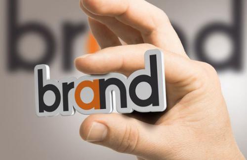 Merek terdaftar mendapatkan perlindungan hukum untuk jangka waktu 10 tahun sejak tanggal penerimaan permohonan pendaftaran Merek yang bersangkutan dan jangka waktu perlindungan itu dapat diperpanjang.