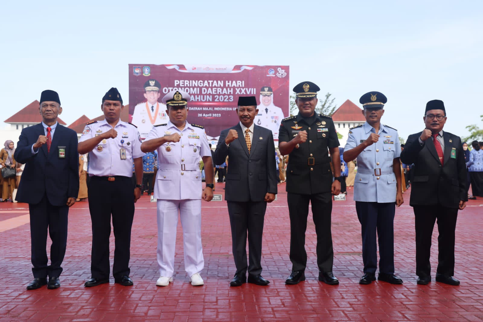 Upacara ini dilaksanakan pada hari pertama masuk kerja usai libur lebaran Idulfitri 1444 H/2023 M di Lapangan Upacara Kantor Gubernur Kepulauan Riau, Dompak, Tanjung Pinang. Dalam amanat Gubernur Kepri yang dibacakan oleh Sekda Adi, disampaikan bahwa peringatan Hari Otonomi Daerah sebagaimana sesuai dengan ketentuan Keputusan Presiden Republik Indonesia Nomor 11 Tahun 1996 tentang Hari Otonomi Daerah yang ditetapkan pada tanggal 25 April 1996