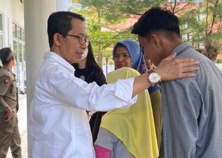 Wawako Batam Amsakar Achmad Tinjau Layanan Kependudukan dan Kesehatan