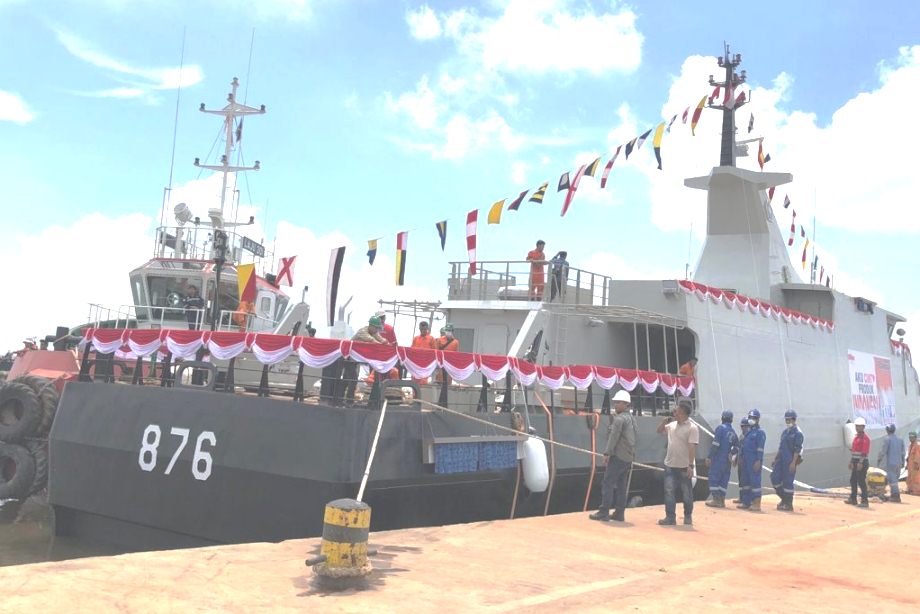 PT Karimun Anugerah Sejati Luncurkan Kapal Patroli Cepat Tuna-876 Milik TNI AL