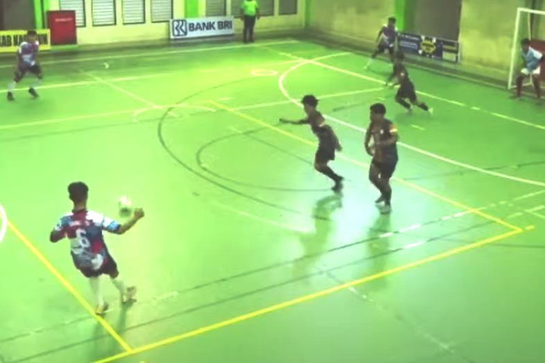 Update Open Tournament Futsal KMG Cup II: Tumbangkan Tawa Tana A, Tim Daniel 76 A Melaju ke Semifinal