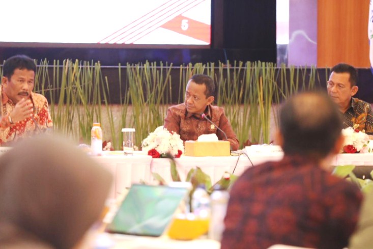 Warga Rempang Minta Dilibatkan dalam Investasi, Menteri Bahlil Sebut Xinyi Group Telah Setujui