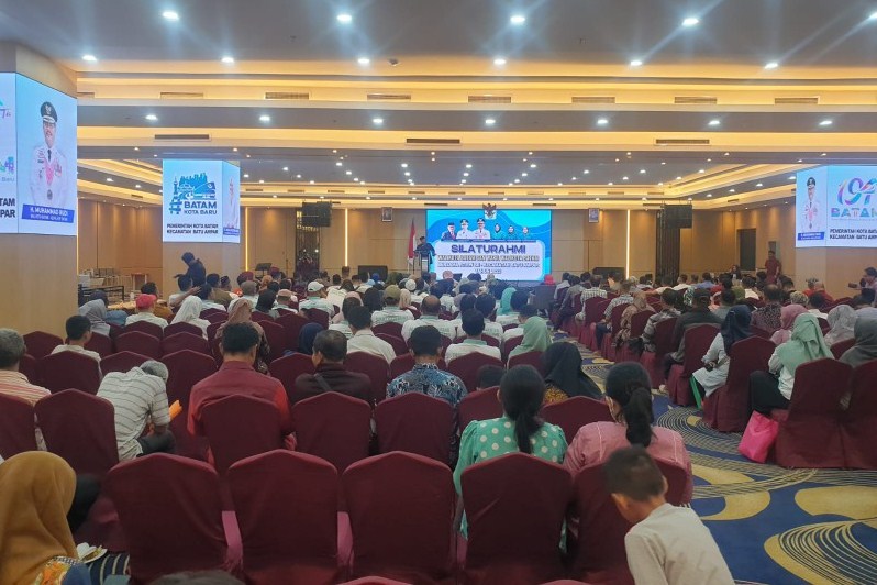 Suasana silaturahmi Pemko Batam dengan Ketua RT dan Ketua RW se-Kecamatan Sekupang di Hiotel AP Premier, tadi malam. (ft qori)