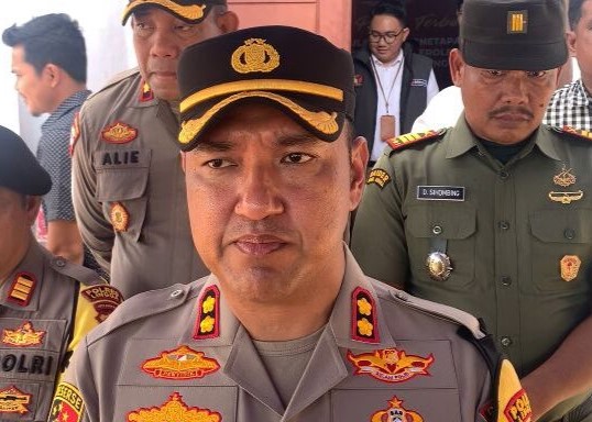 60 Personil Polisi Diterjunkan untuk Amankan Kantor KPU Lingga