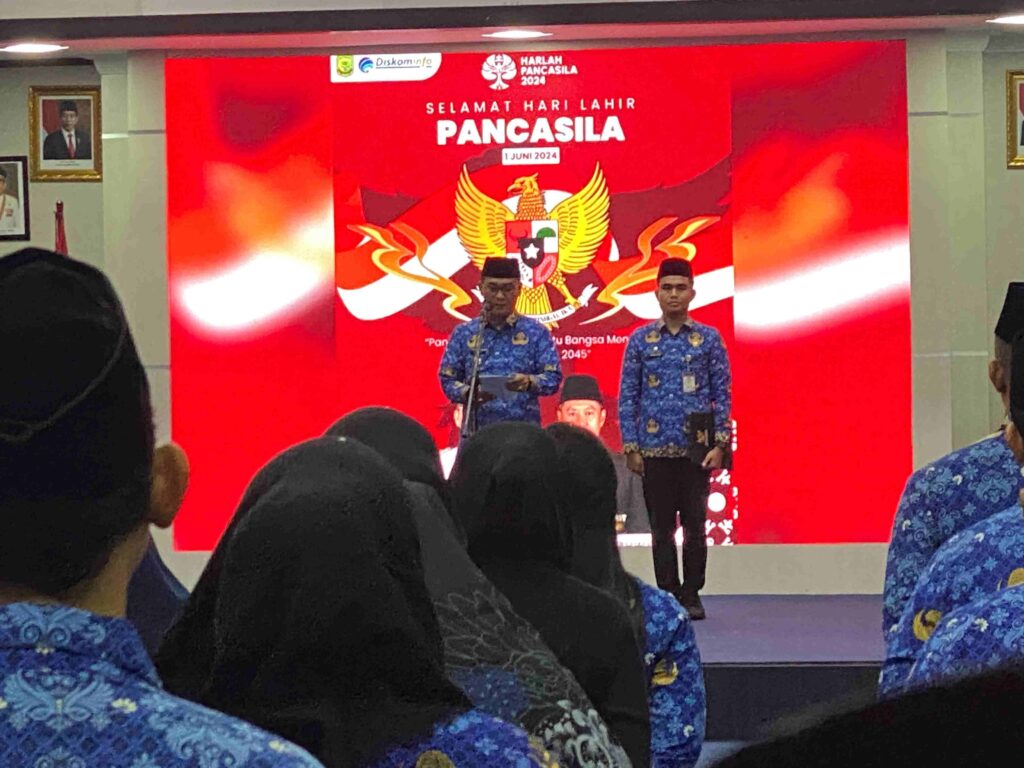 Pj Wako Andri Rizal saat menjadi inspektur upacara Hari Lahir Pancasila. pagi tadi. (ft fjamr)