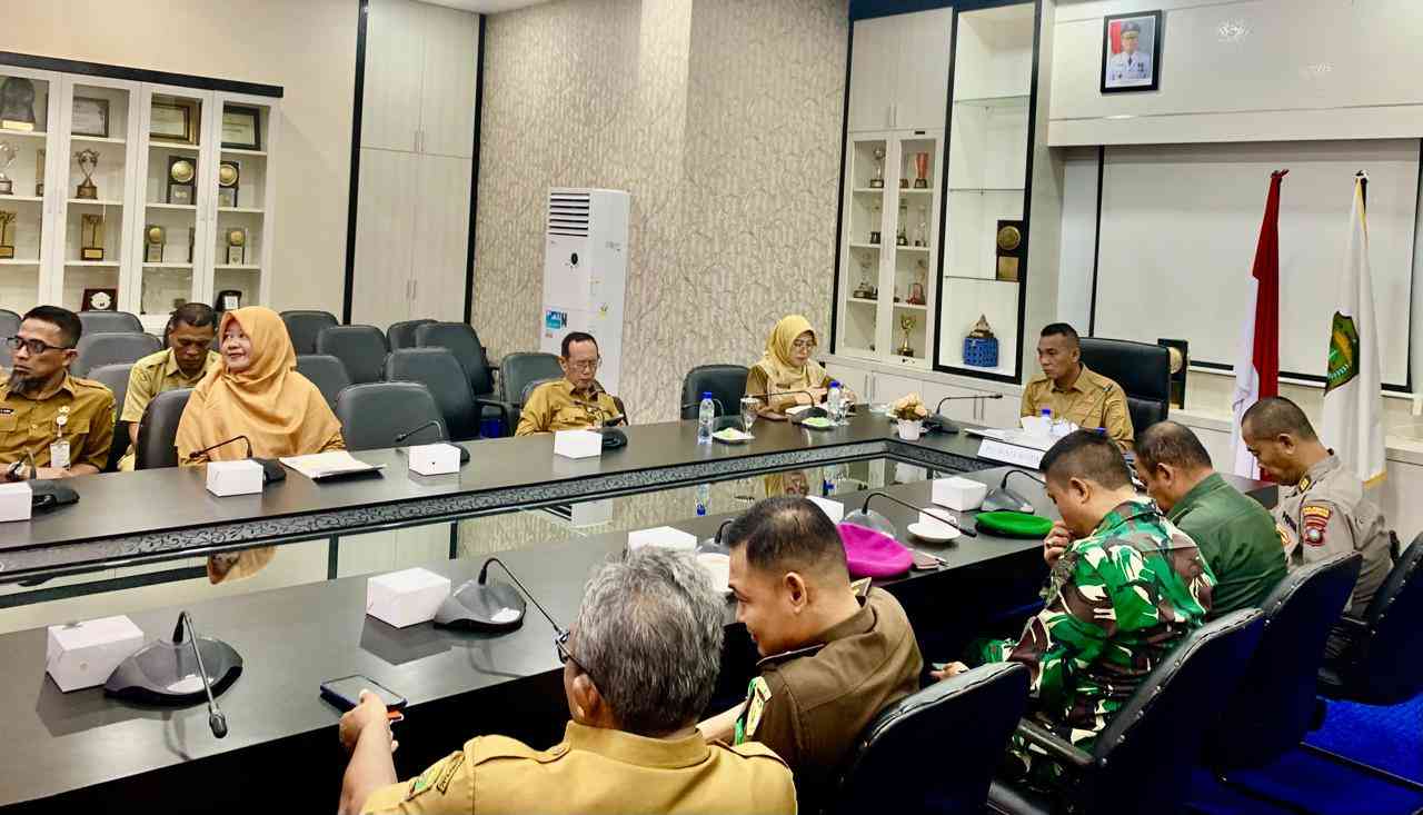 Suasana Rakor pengendalian inflasi dan KLB Polio melalui daring di Pemko Tanjungpinang, siang tadi. (ft diskominfotjpinang)