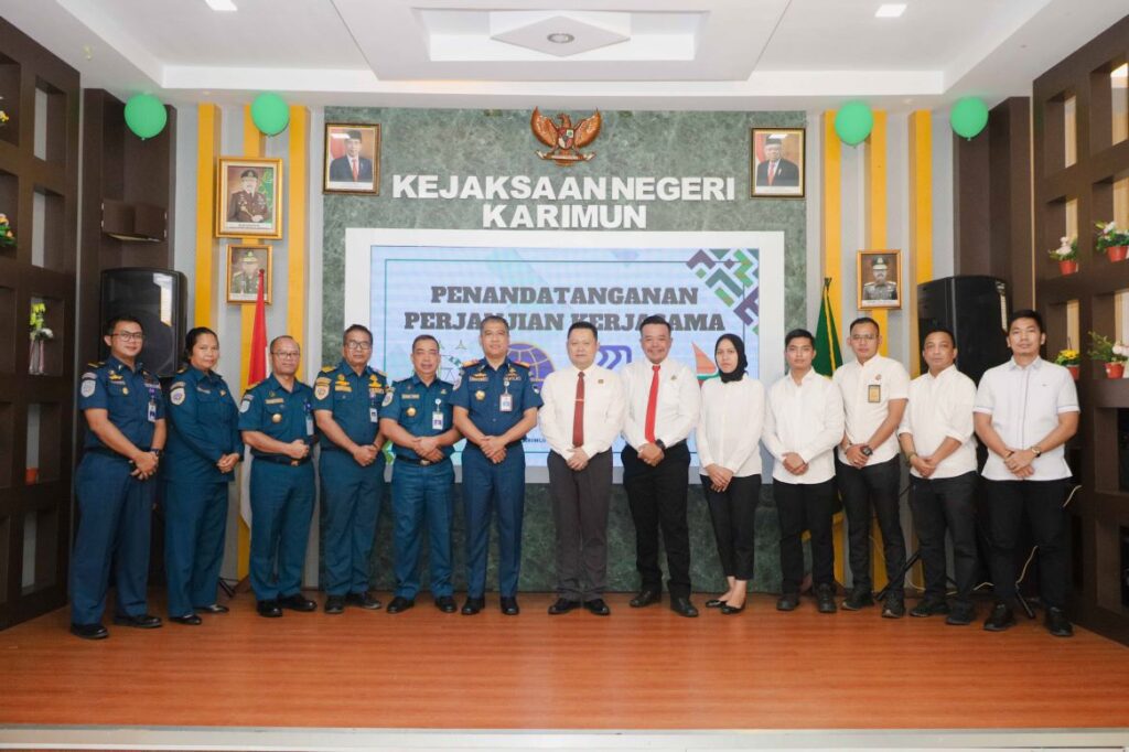 Suasana penandatangan MoU Kajari Karimun bersama KSOP, BRI dan BRK Syariah, kemarin. (ft kejarikarimun)