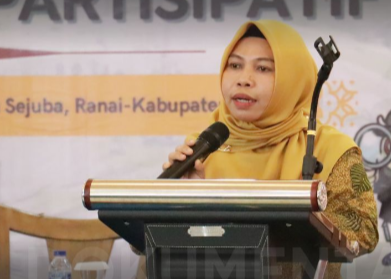 Maryamah, Anggota Bawaslu Kepri. (ft fuji)