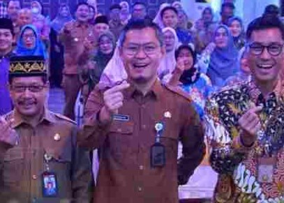 Suasana acara Bisnis Matching OJK Pemko, pagi tadi. (ft fuji)