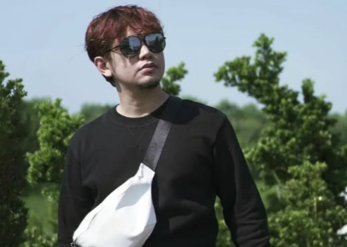 Vocalist Vagetoz Teguh Pramana. (ft instagramteguhpramanareal)