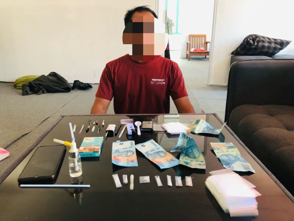 Pengedar sabu berinisial EK di Karimun yang diringkus Kodim 0317/TBK, kemarin, (ft nov)