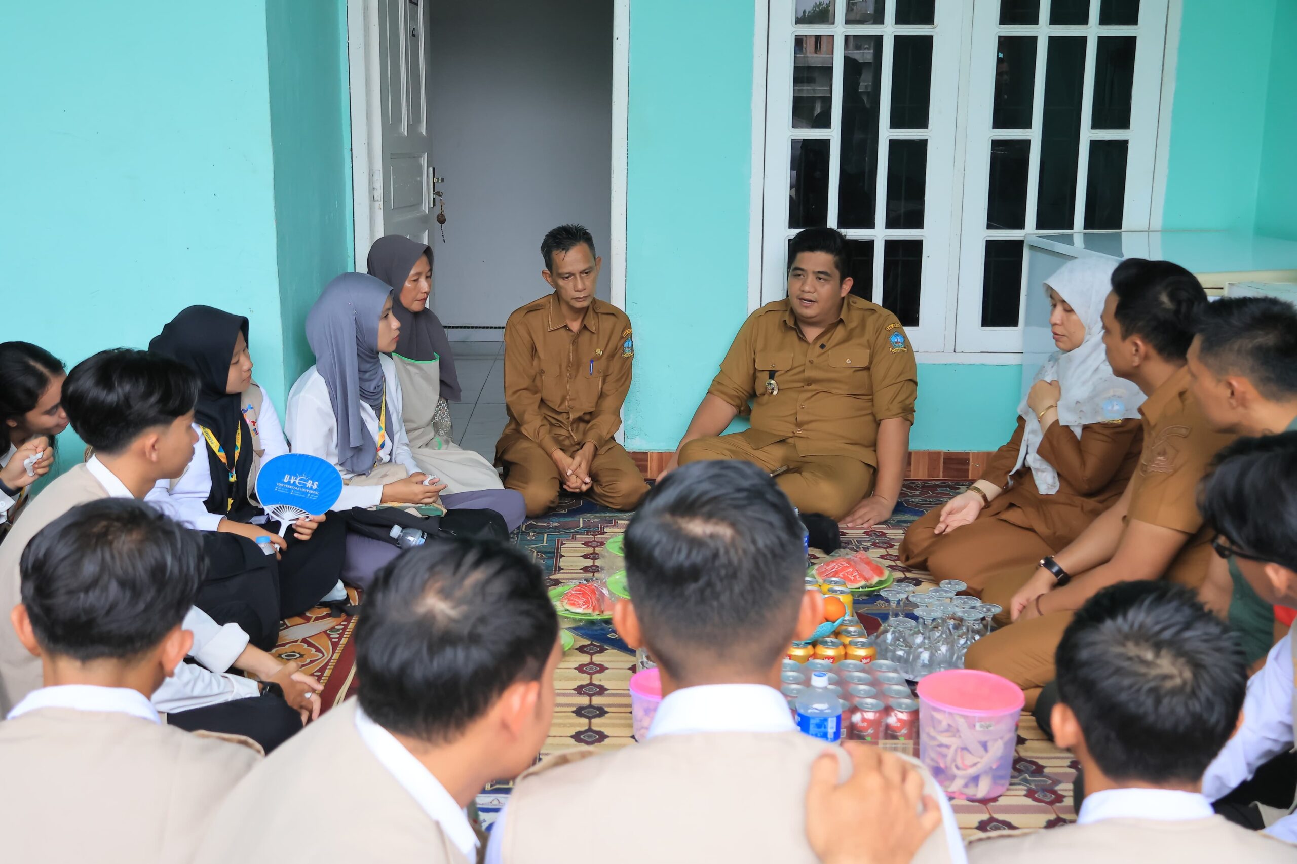 Bupati Roby Kenalkan Sentra Kerupuk UMKM kepada BYL