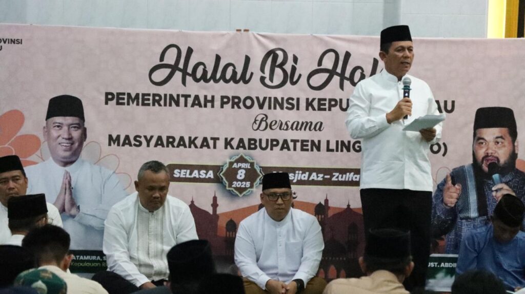 Suasana halalbihalal Gubernur Kepri yang turut dihadiri Kapolres Lingga, tadi malam. (ft gafar)