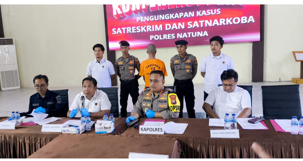 Konferensi pers terkait pengungkapan kasus di Maporles Natuna, pagi tadi. (ft rusdiandika)