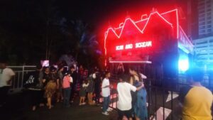 Salah satu wahana bagi pengunjung acara yang digelar BI Kepri, malam tadi. (ft bikepri)