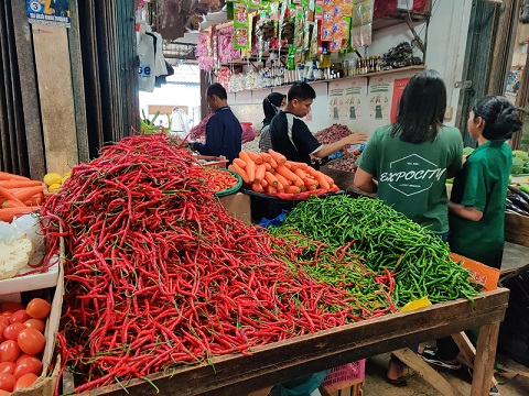 Salah satu kios di sudut Pasar Bintan Center, belum lama ini. (ft dani)