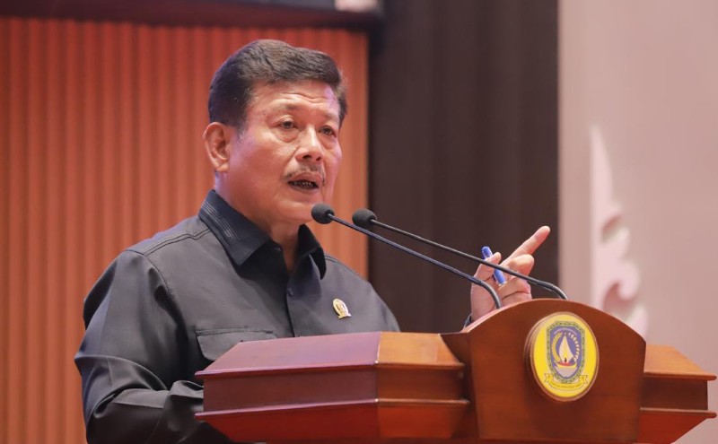 Taba Iskandar Desak Pemerintah Ringankan Beban Warga Batam dari Pungutan Ganda UWT dan PBB