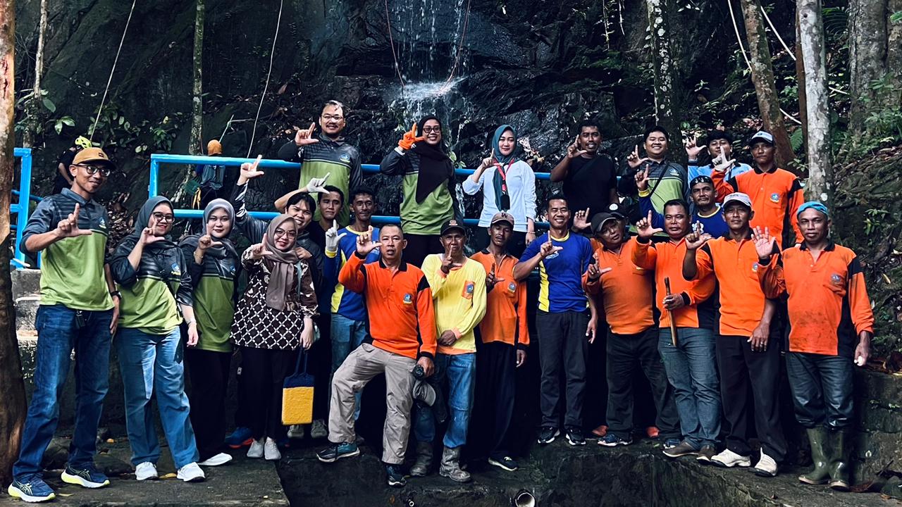 Kampanyekan Lingkungan Bersih, Pemkab Bintan Gelar Gerakan Wisata Bersih di Gunung Bintan