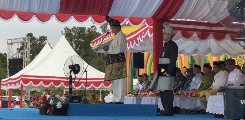 Menko Yusril Pimpin Upacara Hari Sumpah Pemuda ke-97 di Daik Lingga  