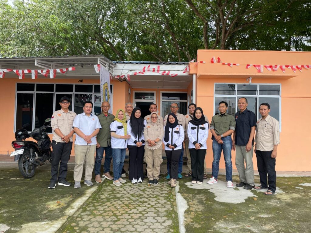 mengikuti kegiatan koordinasi dan konsultasi terkait penyeragaman dokumen Laporan Pertanggung Jawaban (LPJ) keuangan di Batam, pagi tadi. (ft konikarimun)