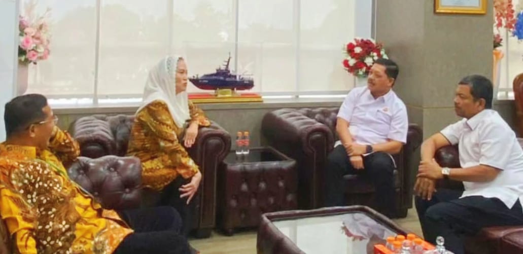 Kunjungi Kajati Kepri, Bupati Natuna Tekankan Transparansi APBD dan Proyek Daerah