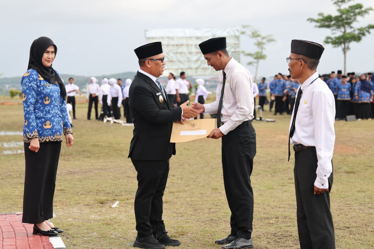 Perkuat Tenaga Teknis dan Pendidik, 1.499 PPPK Paruh Waktu Pemprov Kepri Resmi Terima SK