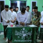 meresmikan Kantor Majelis Wakil Cabang Nahdlatul Ulama (MWC-NU) Kecamatan Gunung Kijang, tadi malam