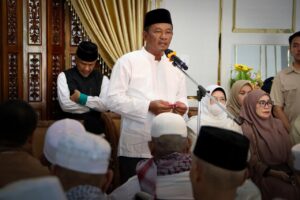 Sekdakab Karimun Djunaidy saat upacara seremoni penyambutan resmi yang diinisiasi oleh Pemkab Karimun, kemarin. (ft kominfokarimun)