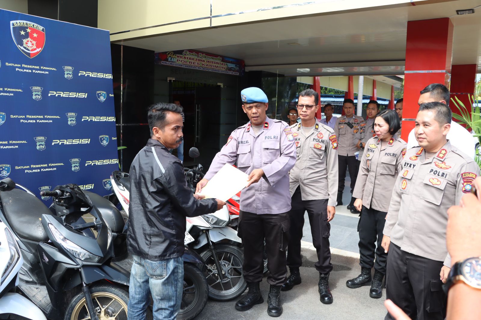 Oknum Polisi Bripka AM Kabur ke Malaysia Lewat Pelabuhan Tanjung Pinang