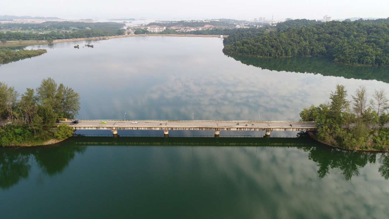 Muhammad Rudi Beri Perhatian Serius Persoalan Air Bersih di Kota Batam