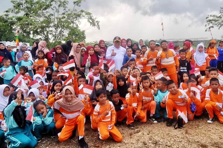 Sekdakab Muhd Firmansyah Hadiri Pesta Rakyat di Desa Tanjungbatu Kecil