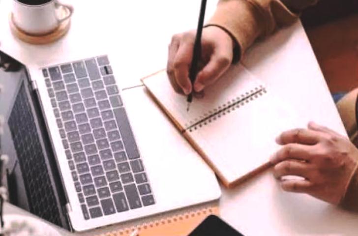 Si Penentu Masa Depan dan Rahasia Para Juara adalah Menulis