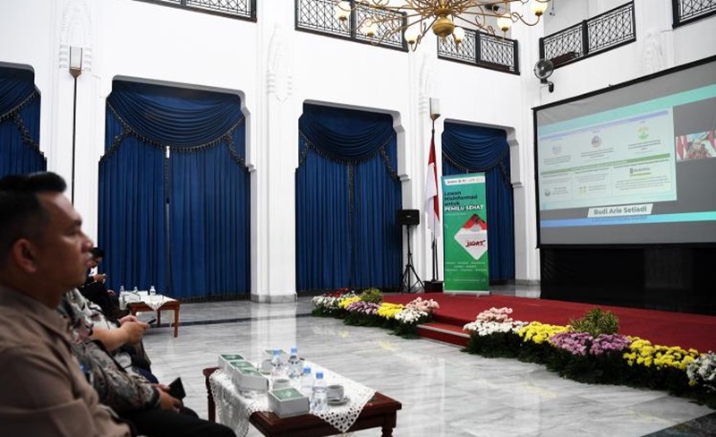 Kominfo Wanti-wanti Pengguna WhatsApp Kondisikan Jempol Jelang Pemilu 2024