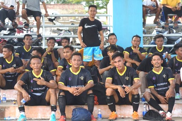 Para punggawa Media FC usai melenggang ke final usai mengalahkan Tim Penuba FC dengan skor 2-0. (ft wandy)