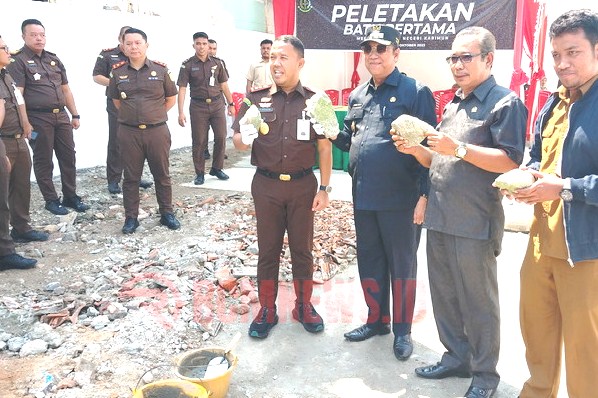 Buat Kenang-kenangan Pernah Jabat Kajari Karimun, Firdaus Bangun Mess dari APBD Karimun