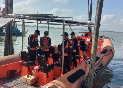 Nelayan Meral 80 Tahun Dikabarkan Hilang saat Melaut di Perairan Pongkar