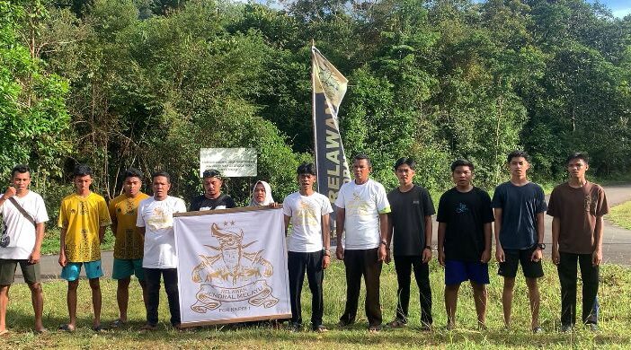 Deklarasi Yan Fitri Jenderal Melayu Yan Fitri maju sebagai Kepri Satu di Lingga. (ft amar)