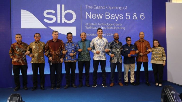 Muhammad Rudi Hadiri Peresmian Bays 5 dan 6 PT Karti Yasa Sarana-Cameron SLB Batuampar