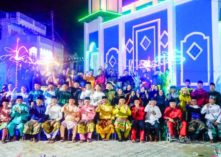 Bupati Aunur Rafiq dan Sekdakab Muhd Firmansyah Hadiri Sungai Pasir Beraye