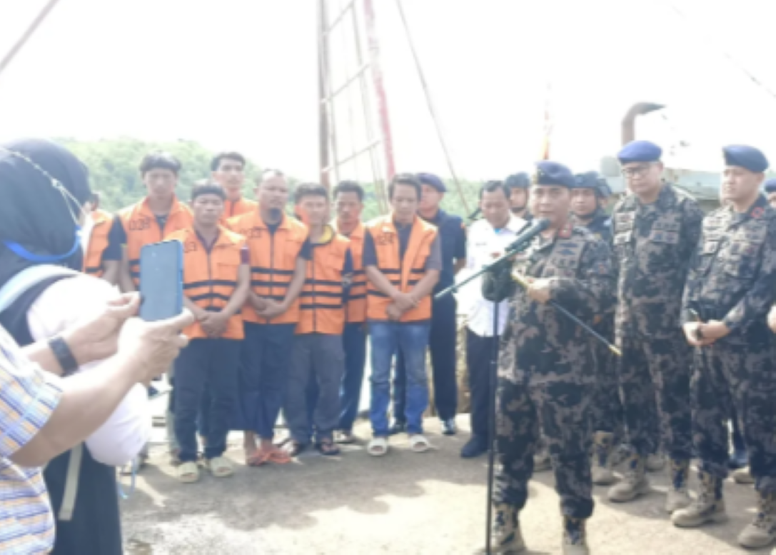 Ditjen KKP saat konferensi pers terkait penangkapan kapal asing di Laut Natuna, pagi tadi. (ft ditjenkkp)