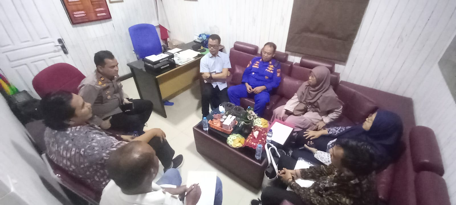 Suasana kunjunnga staf Kemenparekraf dan BPS RI ke Maporles Karimun, kemarin. (ft humaspolres)