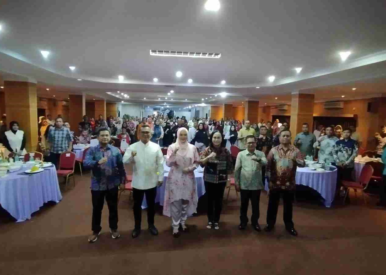 Suasana ramah tamah di Hotel Pelabgi Tanjungpinang, tadi malam. (ft kominfotjpinang)