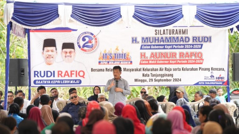 Calon Gubernur Kepri HM Rudi saat silaturahmi dengan masyarakat Kota Tanjungpinang, kemarin. (ft timrr)