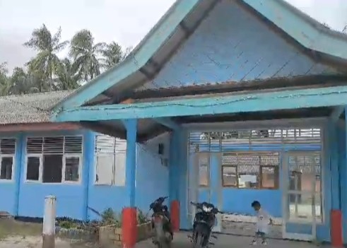 Kondisi SMPN 1 Midai yang akan direhabilitasi. (ft putra)