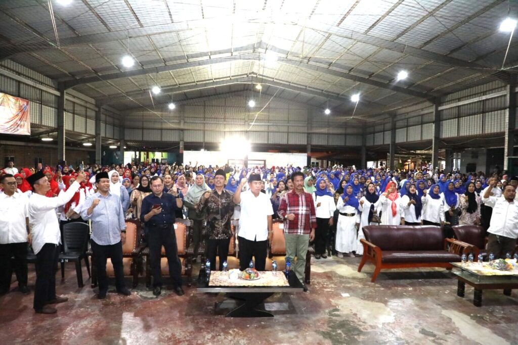 Suasana deklarasi pemenangan HMR - Aura di Seibeduk, tadi malam. (ft timseshmraura)