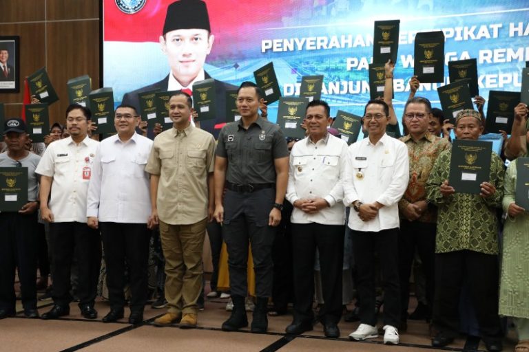Warga Rempang Apresiasi Komitmen Presiden Prabowo dan BP Batam Usai Terima SHM