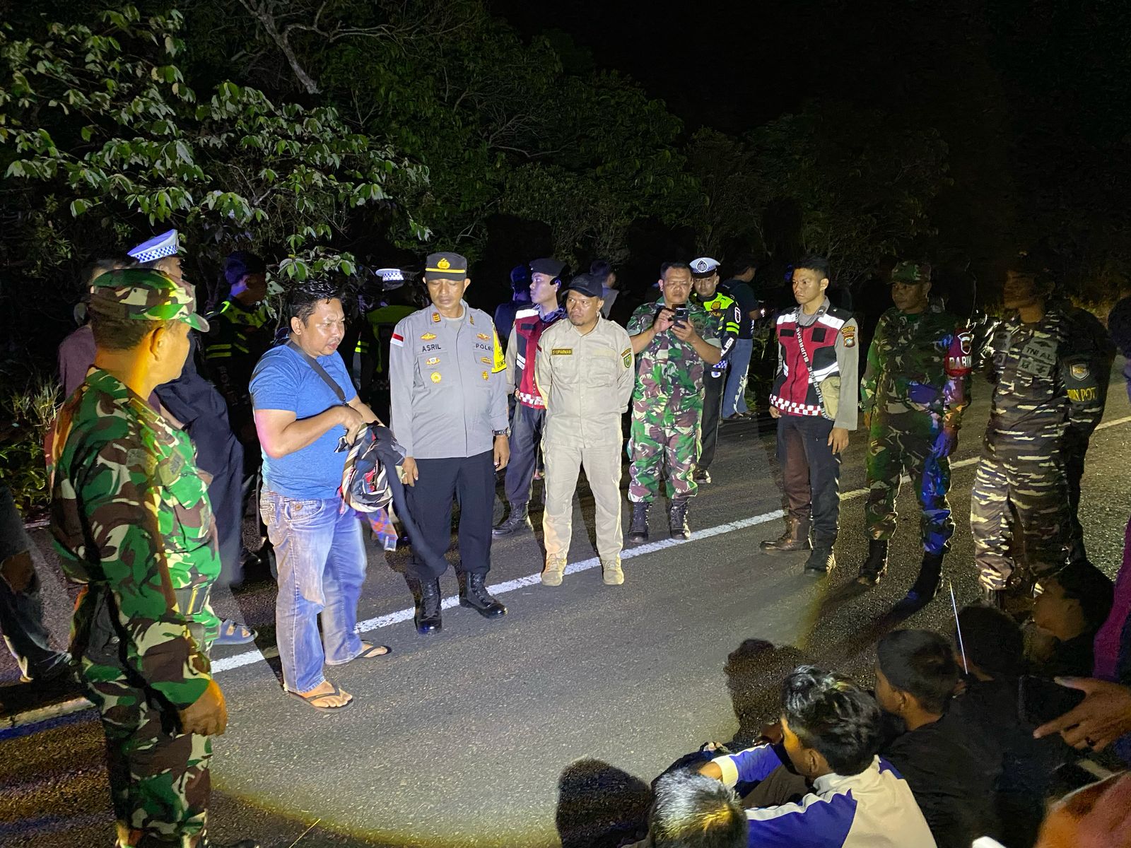 Polres Natuna saat patroli, malam menjelang pagi tadi. (ft rusdi)